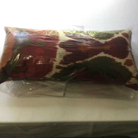 New pottery barn indoor, outdoor pillow multi colored, 12 X 24, rectangular. - Picture 3 of 4